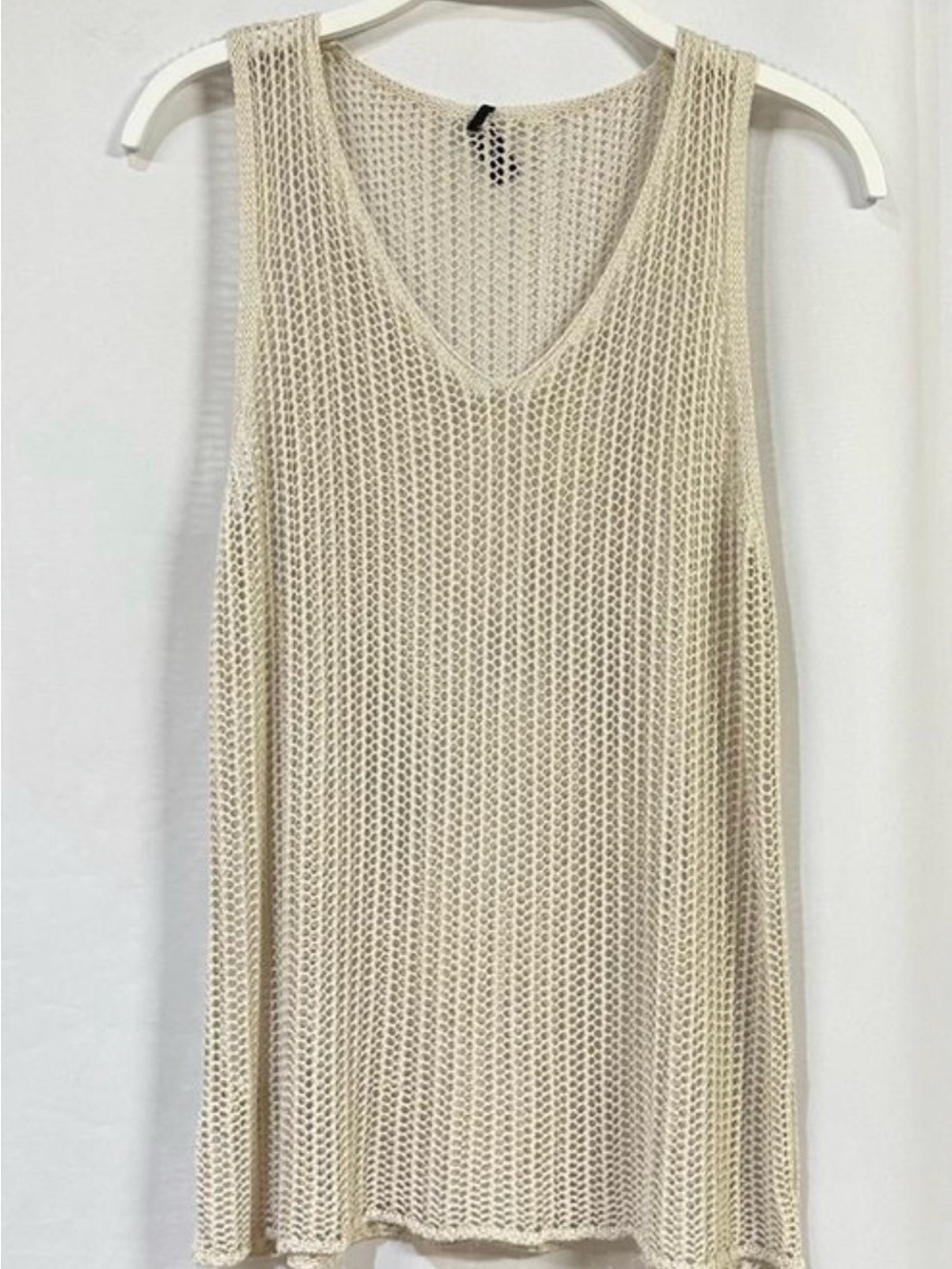 Sleeveless Crochet Tank Top in Cream - Unbranded
